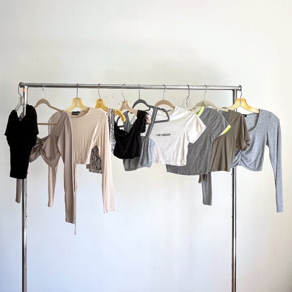 Lot of 10 Small Crop Tops - Mixed Brands - Fashion Nova - Pretty Little Thing - Picture 1 of 6